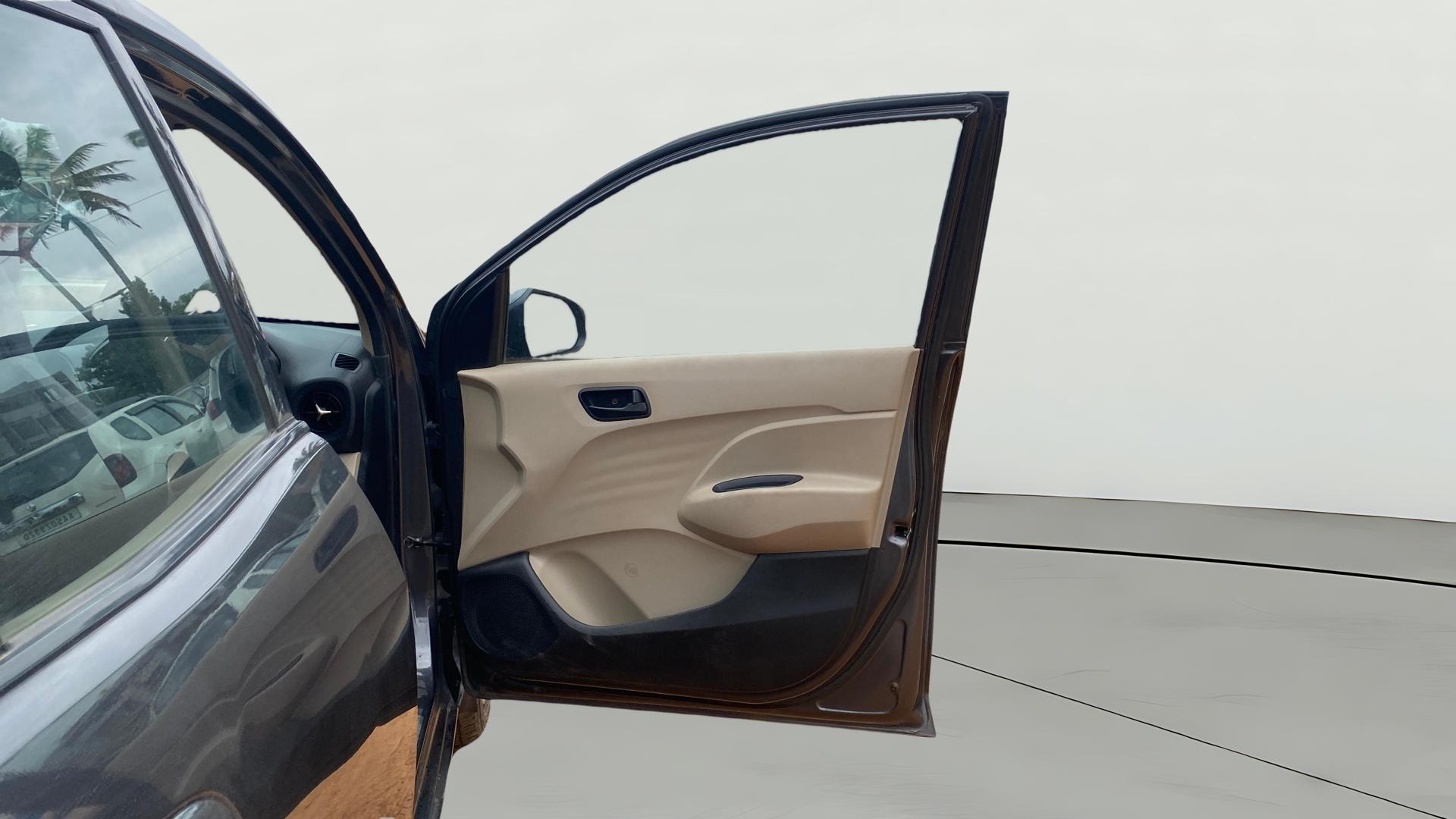 View 2022 Hyundai New Santro D-Lite Petrol Image 43 Used 2022 Hyundai New Santro D-Lite Petrol Image 43