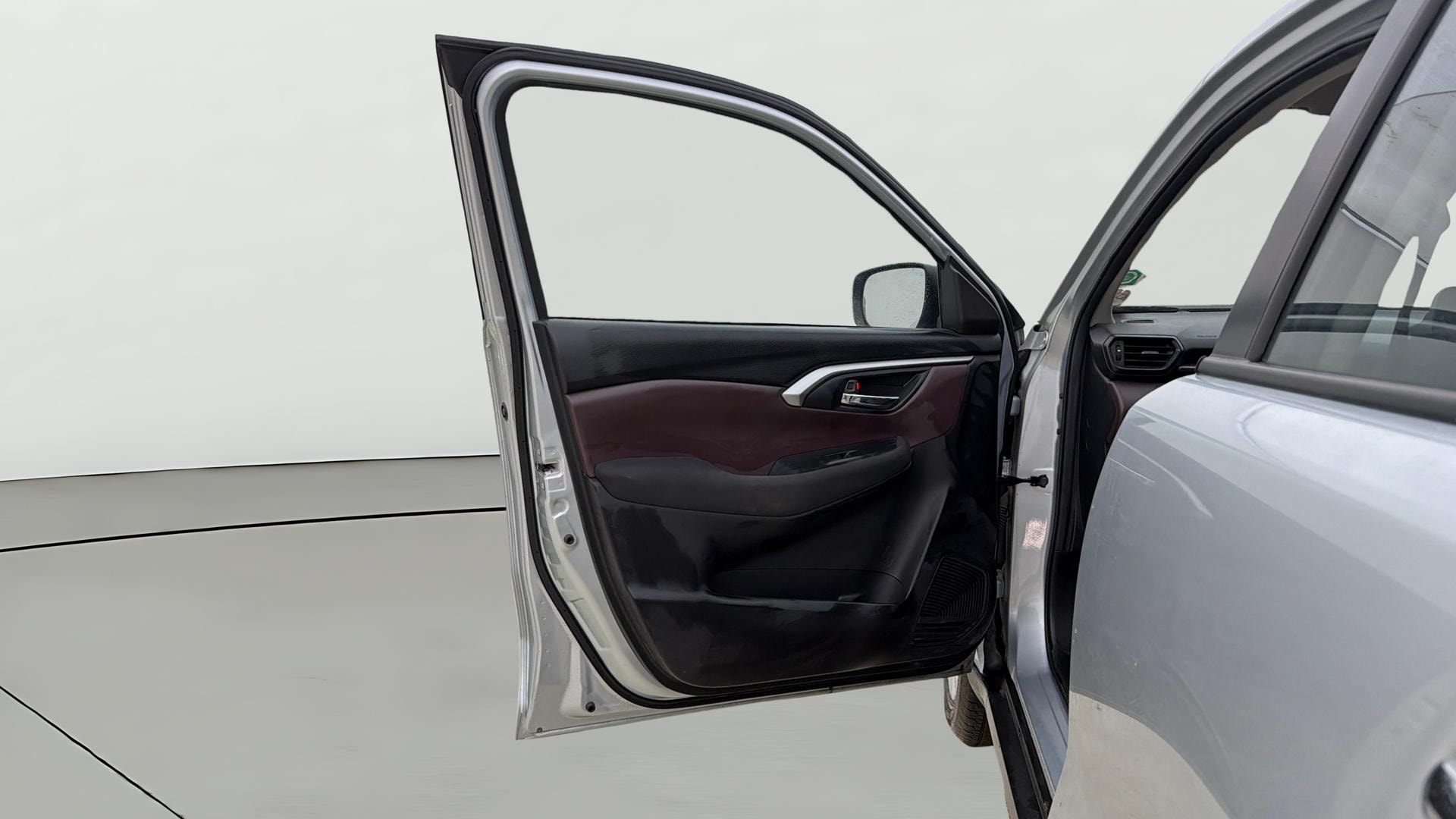 View 2025 Maruti Suzuki 1000 Base Variant Image 32 Used 2025 Maruti Suzuki 1000 Base Variant Image 32