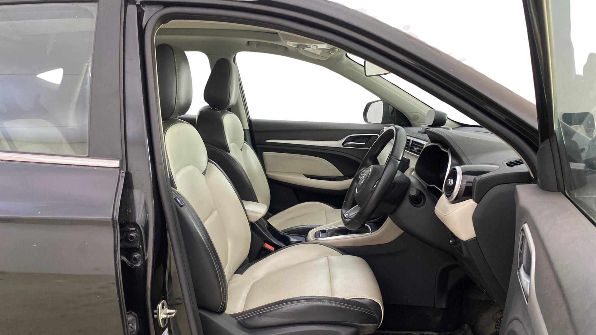 View 2022 MG Astor Sharp 1.5 CVT Image 18 Used 2022 MG Astor Sharp 1.5 CVT Image 18