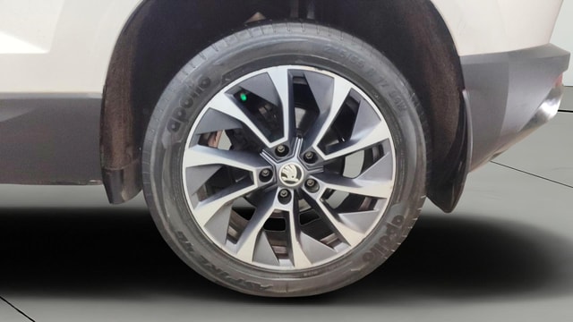 View Skoda Karoq Image 12 Used Skoda Karoq Image 12