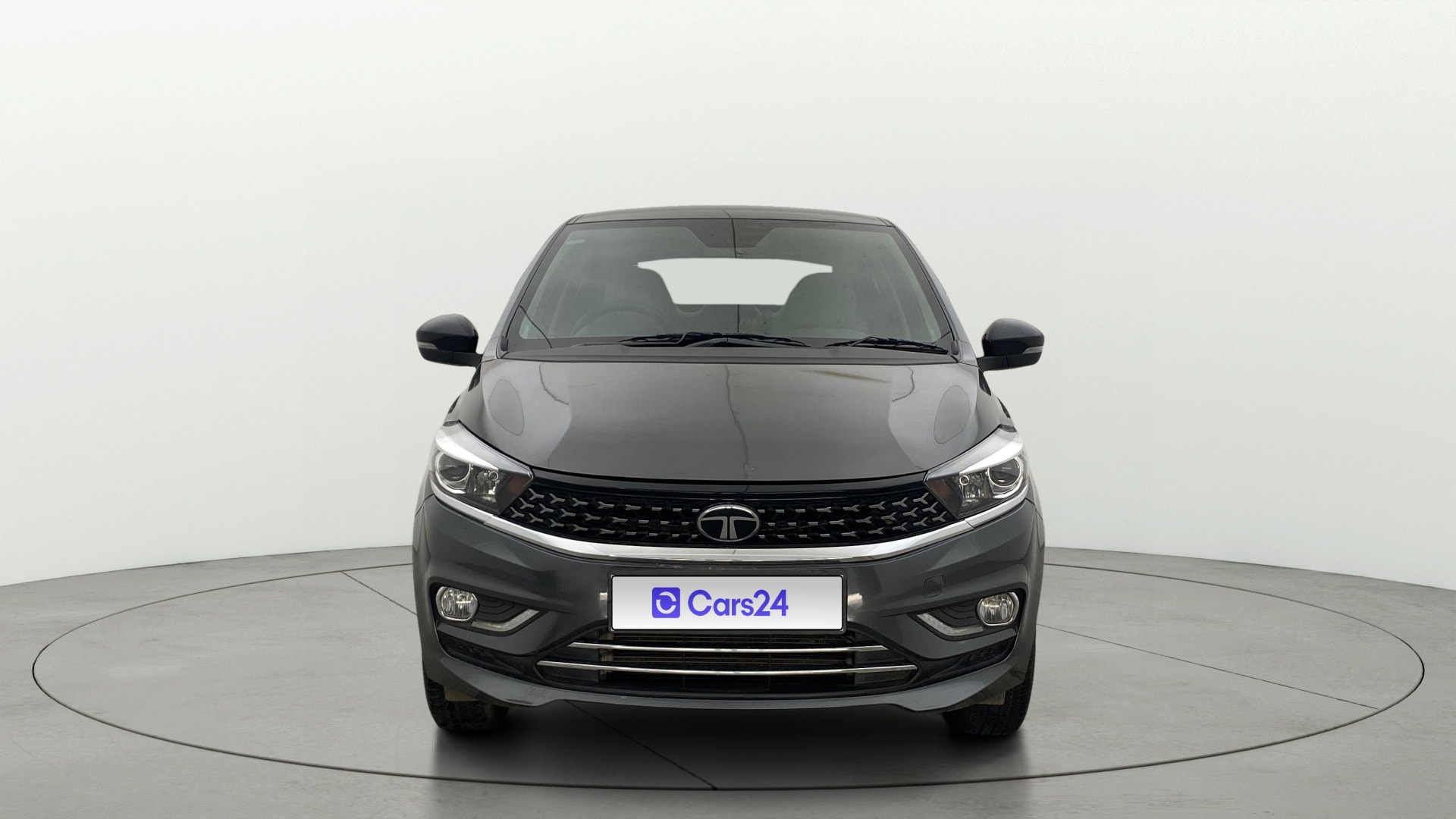 View 2024 Tata Tigor XE Diesel Image 1 Used 2024 Tata Tigor XE Diesel Image 1
