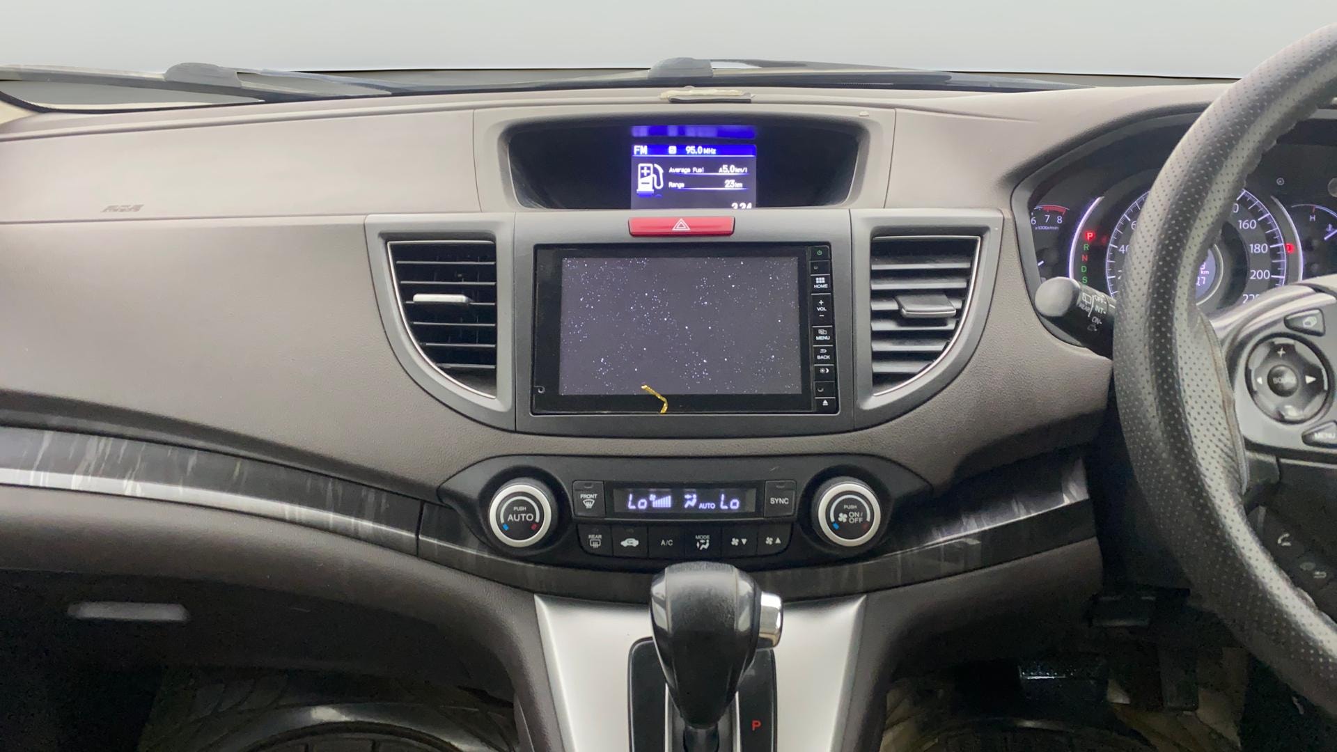 View 2015 Honda CR-V 2.0L AT Petrol Image 33 Used 2015 Honda CR-V 2.0L AT Petrol Image 33