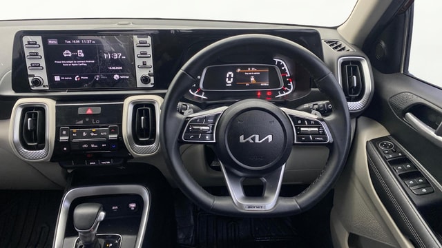 View Kia Sonet Image 13 Used Kia Sonet Image 13