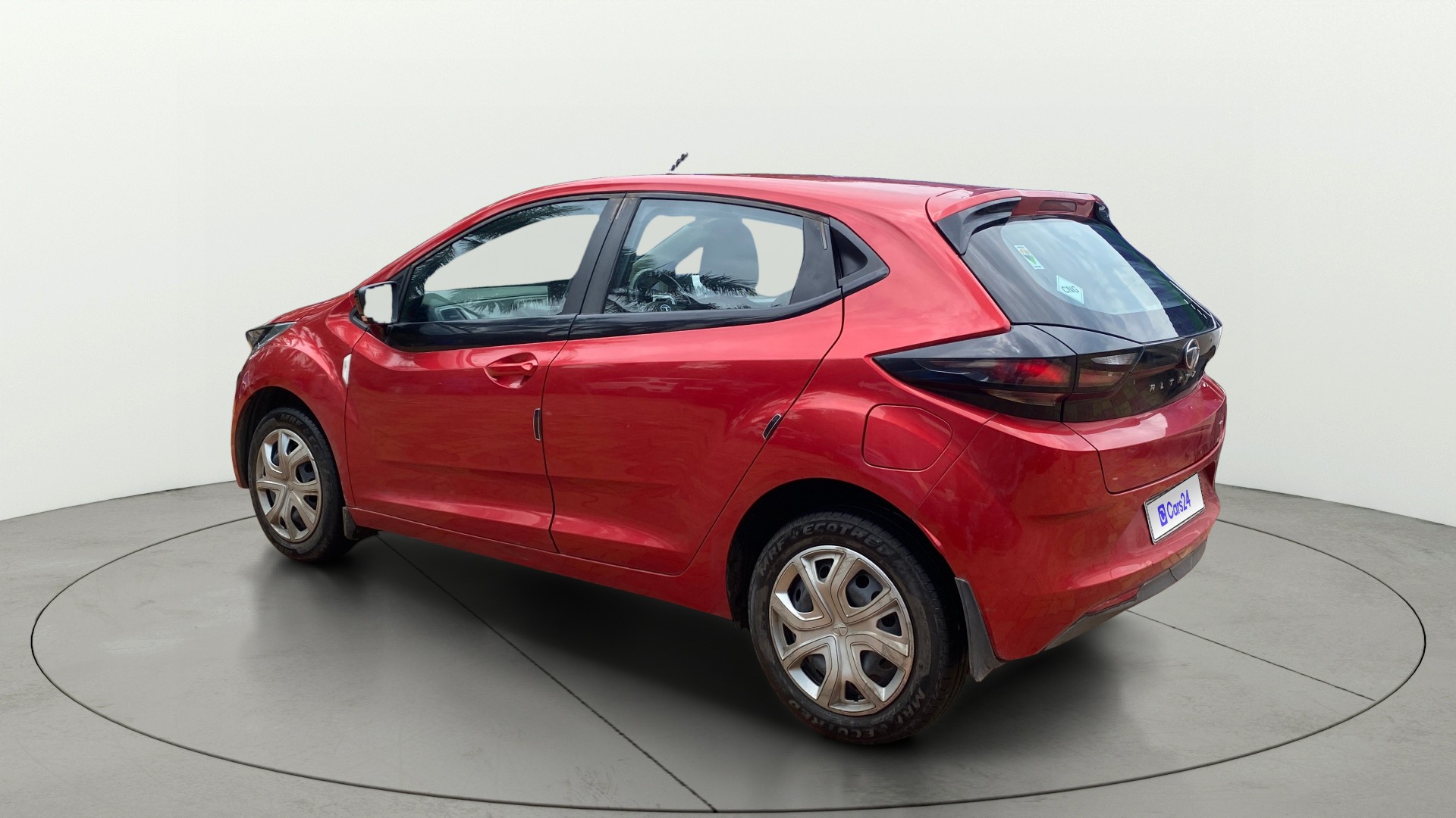 View 2023 Tata Altroz XZ Petrol Image 2 Used 2023 Tata Altroz XZ Petrol Image 2