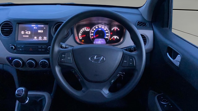 View Hyundai Grand i10 Image 20 Used Hyundai Grand i10 Image 20