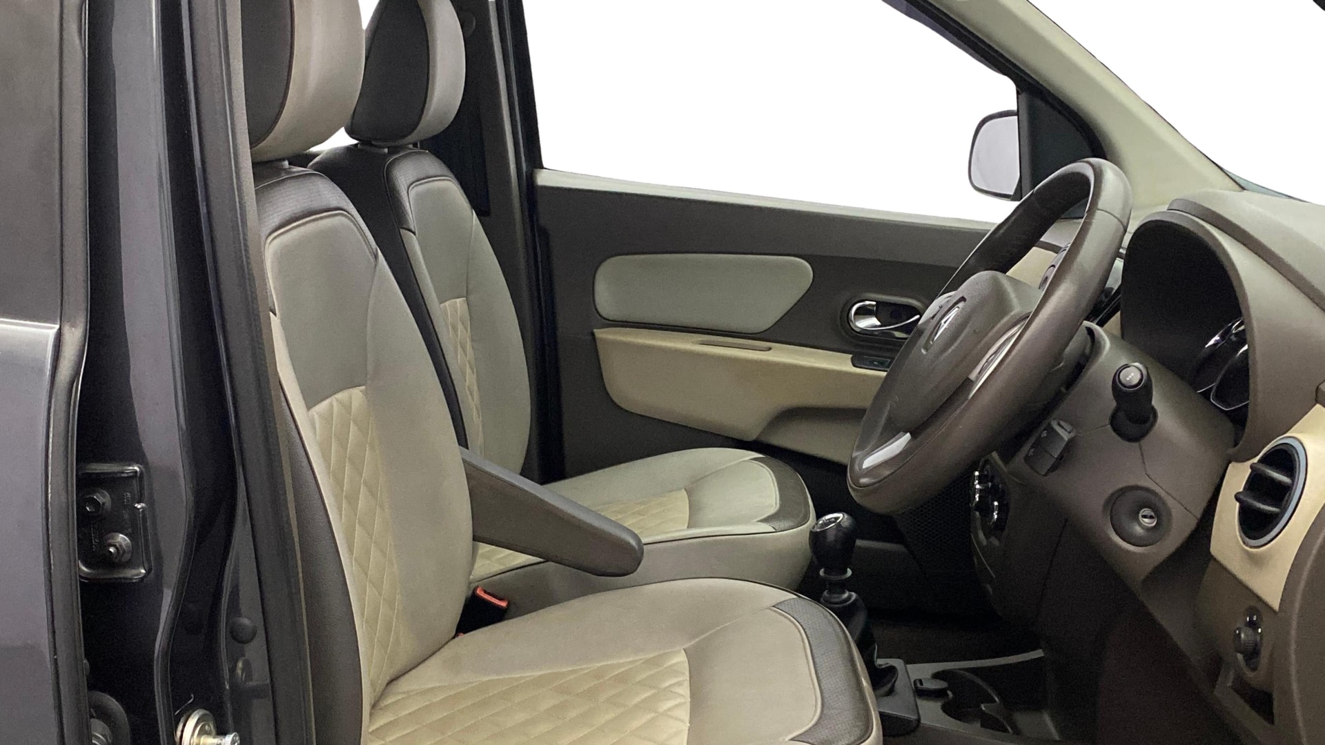Used 2016 Renault Lodgy Used 2016 Renault Lodgy