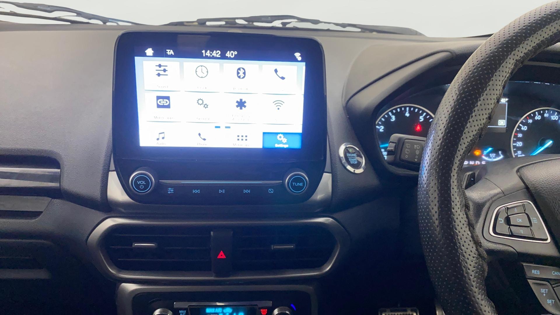 View 2019 Ford EcoSport 1.5 TDCi Diesel Ambiente BS IV Image 17 Used 2019 Ford EcoSport 1.5 TDCi Diesel Ambiente BS IV Image 17