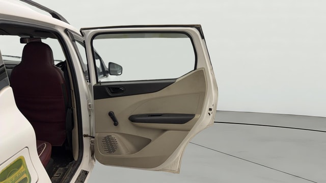 View Renault Triber Image 7 Used Renault Triber Image 7