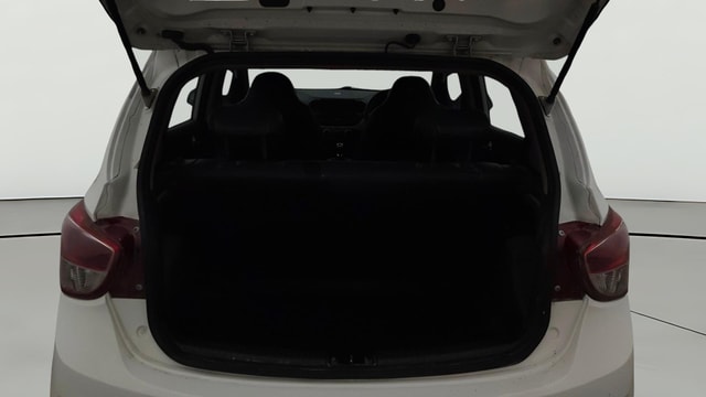 View Hyundai Grand i10 Image 38 Used Hyundai Grand i10 Image 38