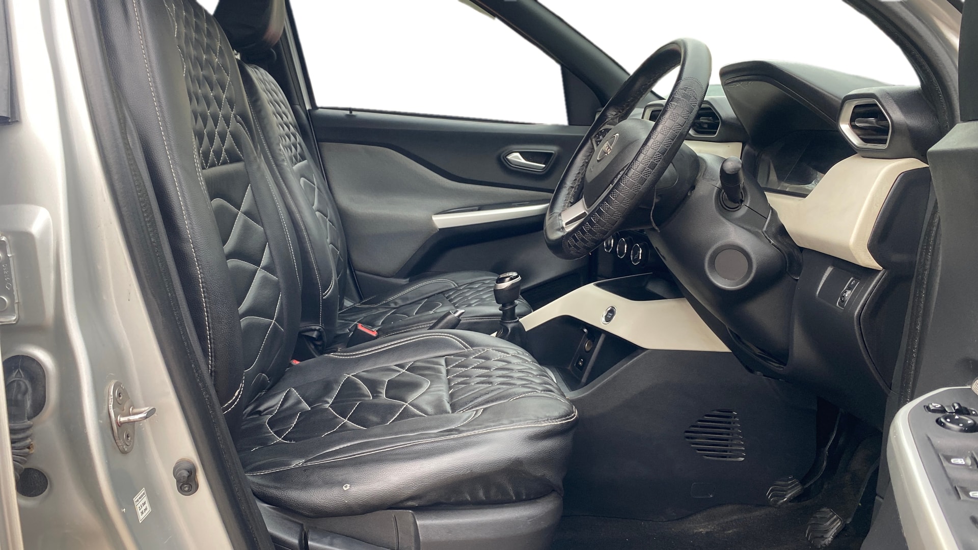 Used 2021 Nissan Magnite Used 2021 Nissan Magnite
