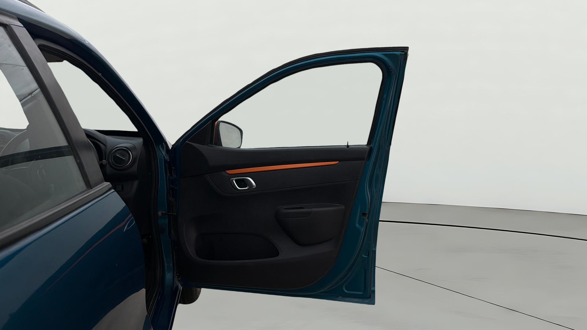 View 2020 Renault Kwid Climber (O) Image 44 Used 2020 Renault Kwid Climber (O) Image 44
