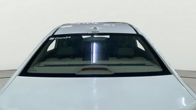 View Hyundai Verna Image 4 Used Hyundai Verna Image 4