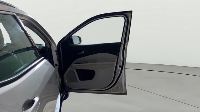 View Jeep Compass Image 46 Used Jeep Compass Image 46