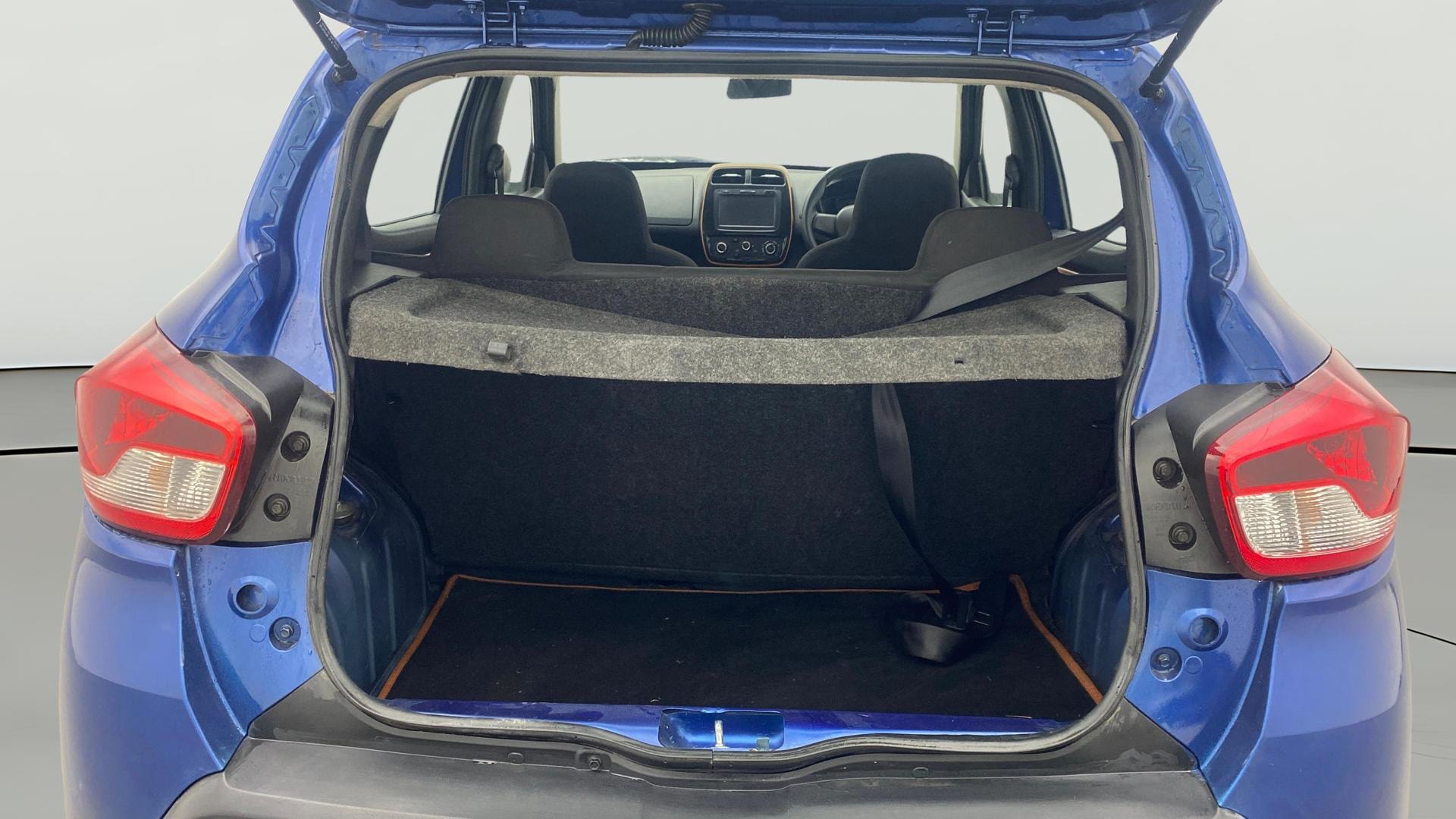 View 2018 Renault Kwid RXT 1.0 Driver Airbag Option Image 36 Used 2018 Renault Kwid RXT 1.0 Driver Airbag Option Image 36