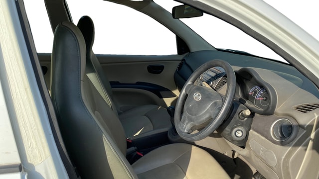 View Hyundai i10 Image 19 Used Hyundai i10 Image 19