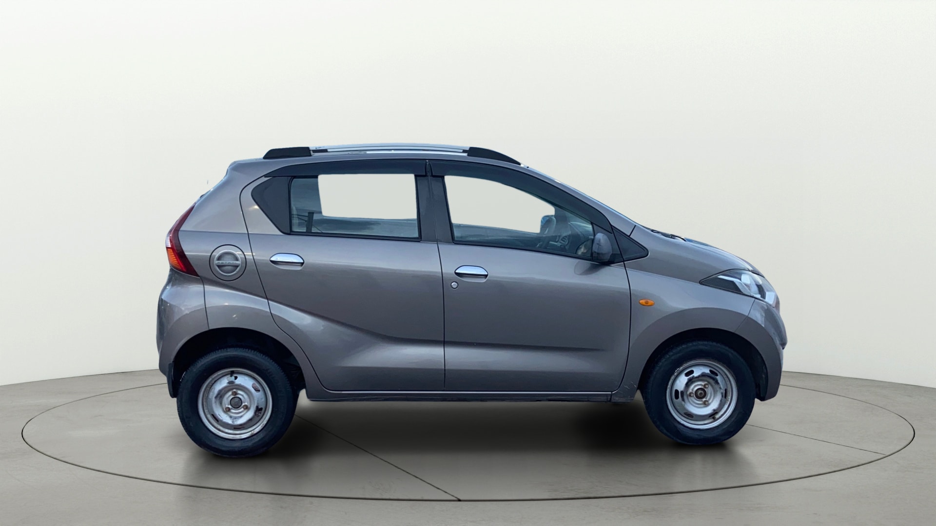 View 2018 Datsun Redi GO A Image 8 Used 2018 Datsun Redi GO A Image 8