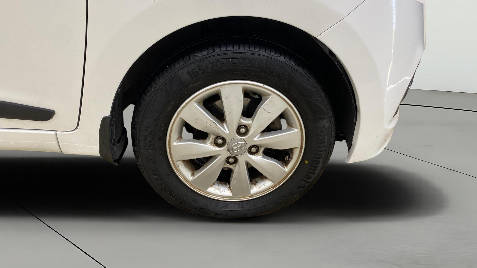 View 2017 Hyundai Xcent SX Petrol Image 39 Used 2017 Hyundai Xcent SX Petrol Image 39
