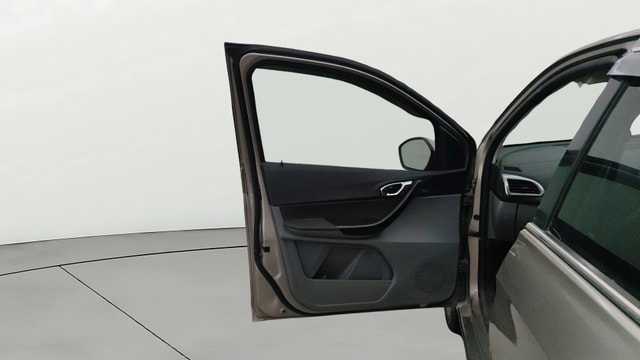 View Tata Tigor Image 31 Used Tata Tigor Image 31