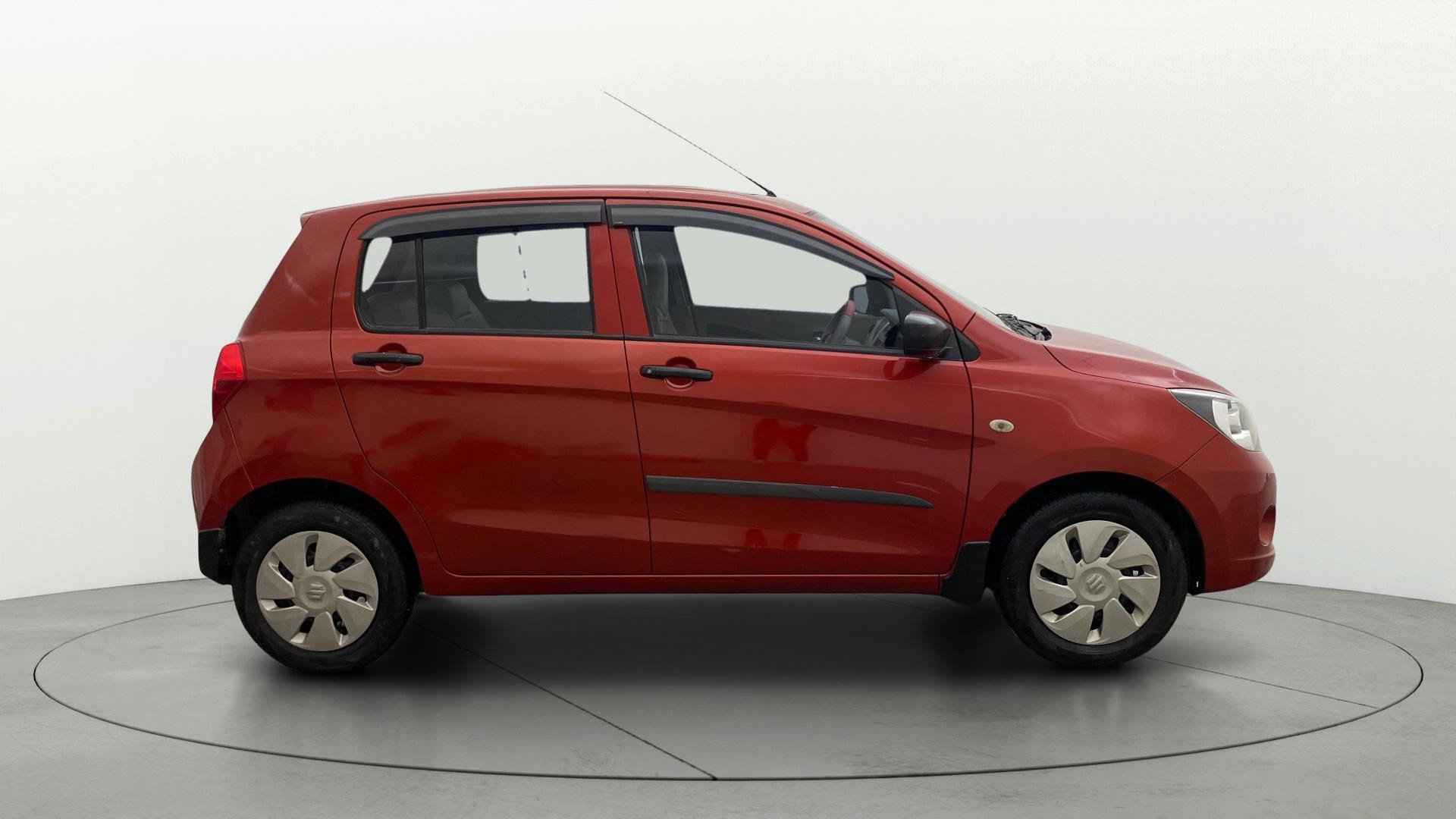 View 2016 Maruti Suzuki 1000 Base Variant Image 8 Used 2016 Maruti Suzuki 1000 Base Variant Image 8