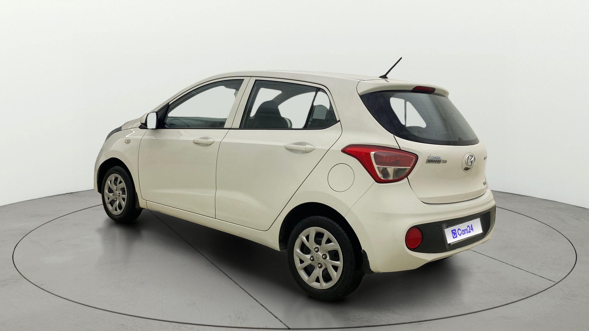 Used 2018 Hyundai Grand i10 Used 2018 Hyundai Grand i10
