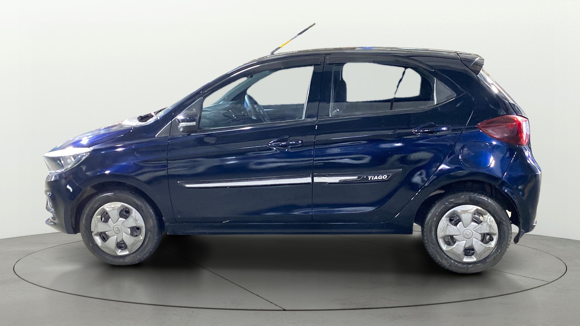 View 2021 Tata Tiago Revotorq XB Image 5 Used 2021 Tata Tiago Revotorq XB Image 5
