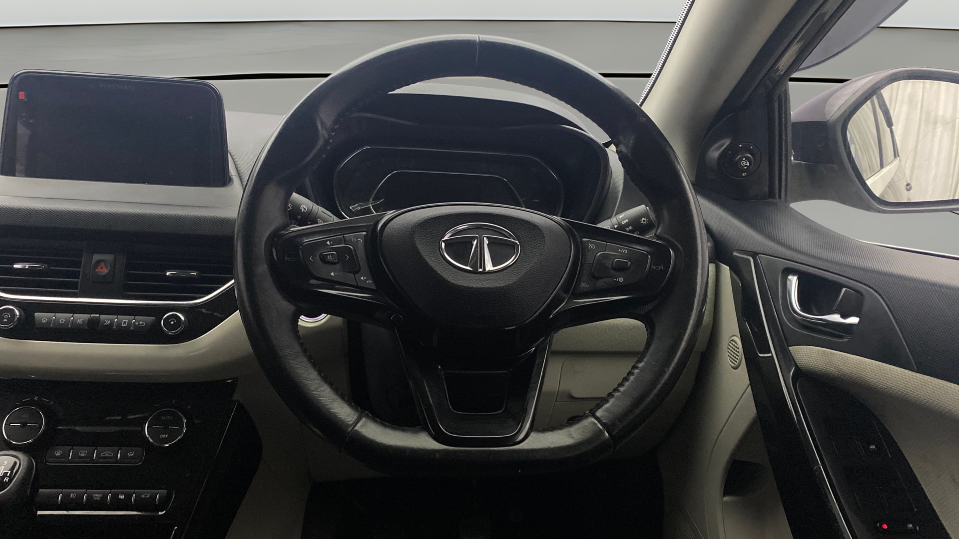 View 2021 Tata Nexon Revotron XE Image 21 Used 2021 Tata Nexon Revotron XE Image 21