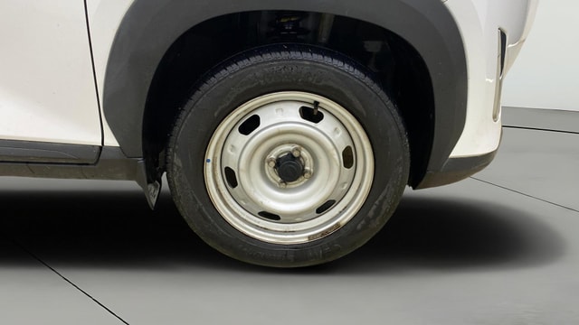 View Nissan Magnite Image 39 Used Nissan Magnite Image 39