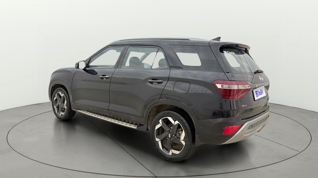 View Hyundai Alcazar Image 2 Used Hyundai Alcazar Image 2