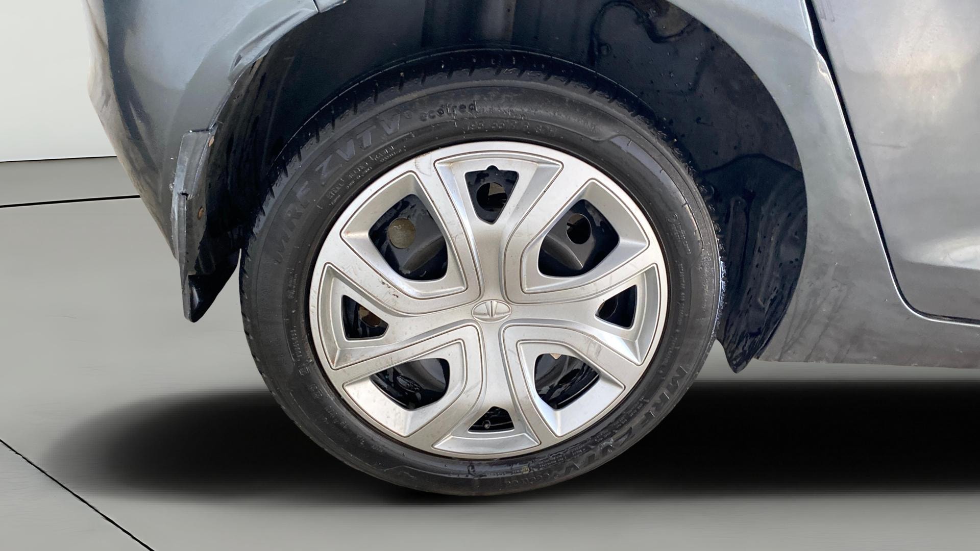 View 2021 Tata Altroz XM Plus Petrol Image 23 Used 2021 Tata Altroz XM Plus Petrol Image 23