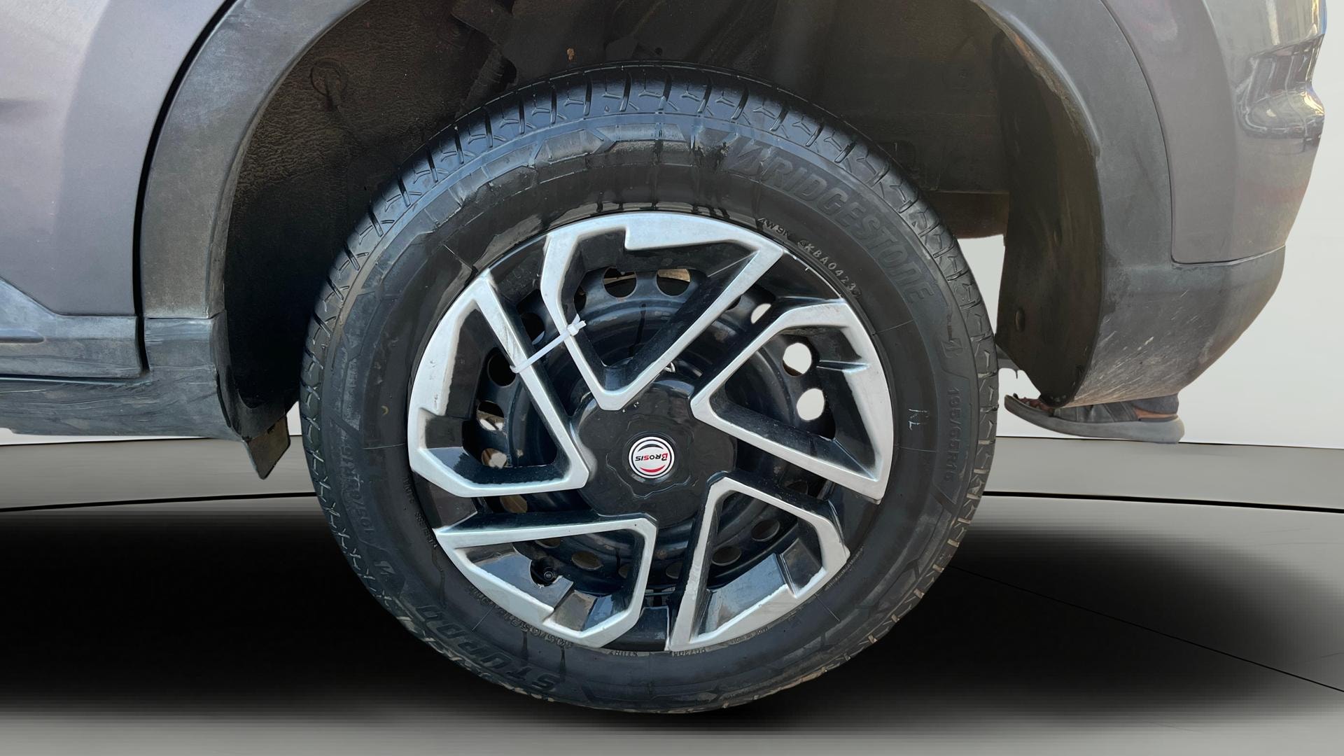 View 2019 Hyundai Venue S 1.0 Petrol AT Image 11 Used 2019 Hyundai Venue S 1.0 Petrol AT Image 11