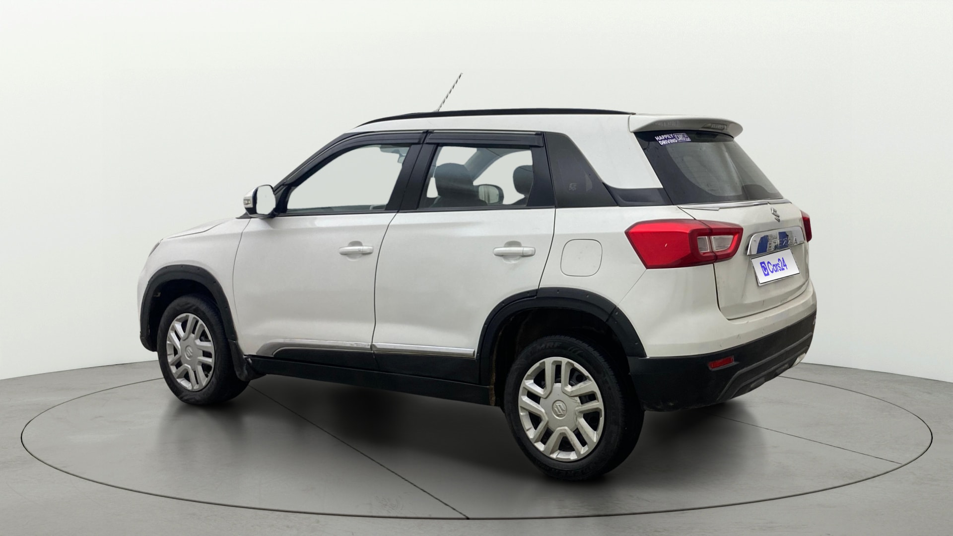 View 2022 Maruti Suzuki 1000 Base Variant Image 2 Used 2022 Maruti Suzuki 1000 Base Variant Image 2