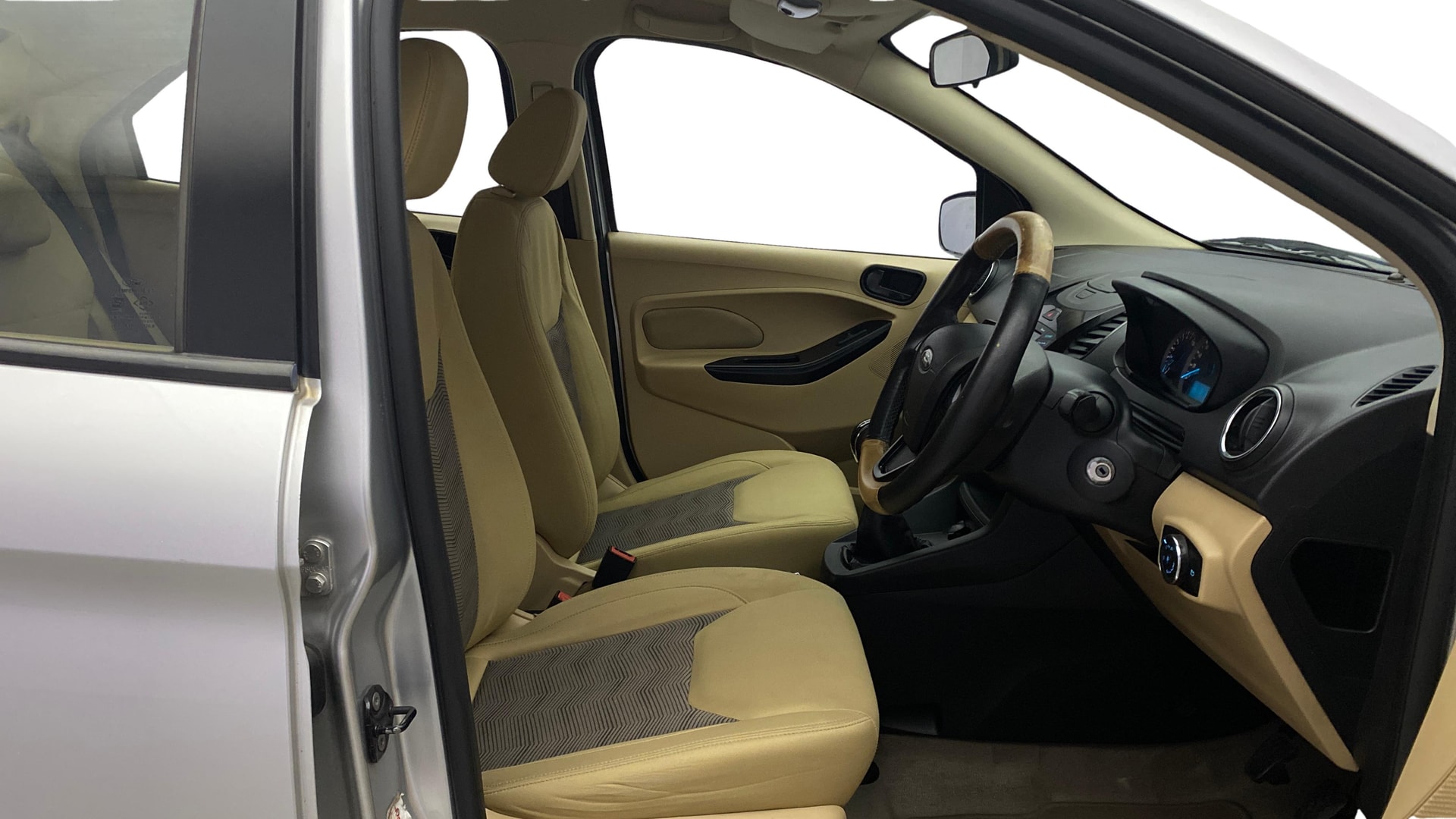 View 2016 Ford Figo Aspire 1.2P Ambiente MT BS IV Image 16 Used 2016 Ford Figo Aspire 1.2P Ambiente MT BS IV Image 16