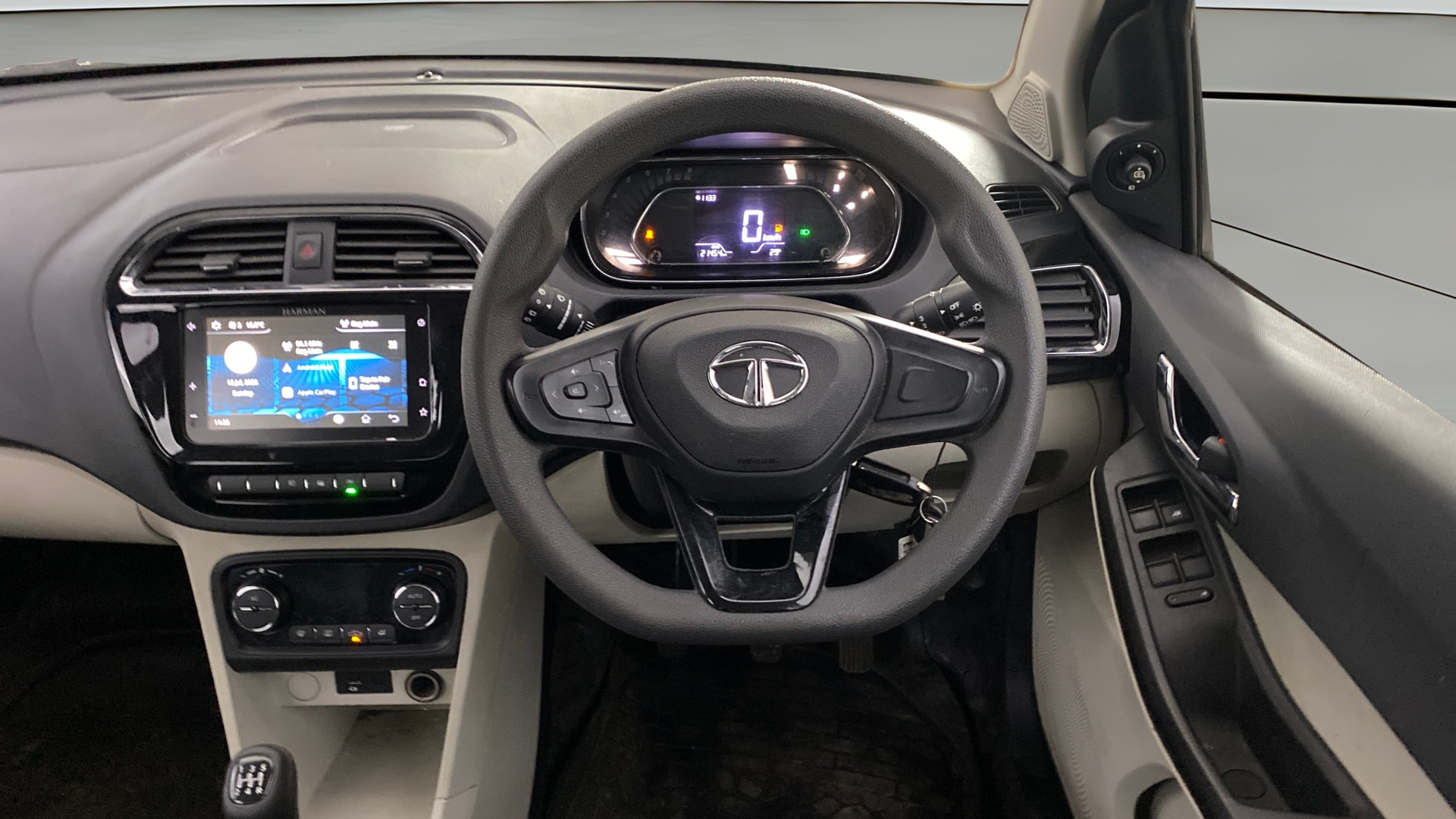 Used 2022 Tata Tiago Used 2022 Tata Tiago
