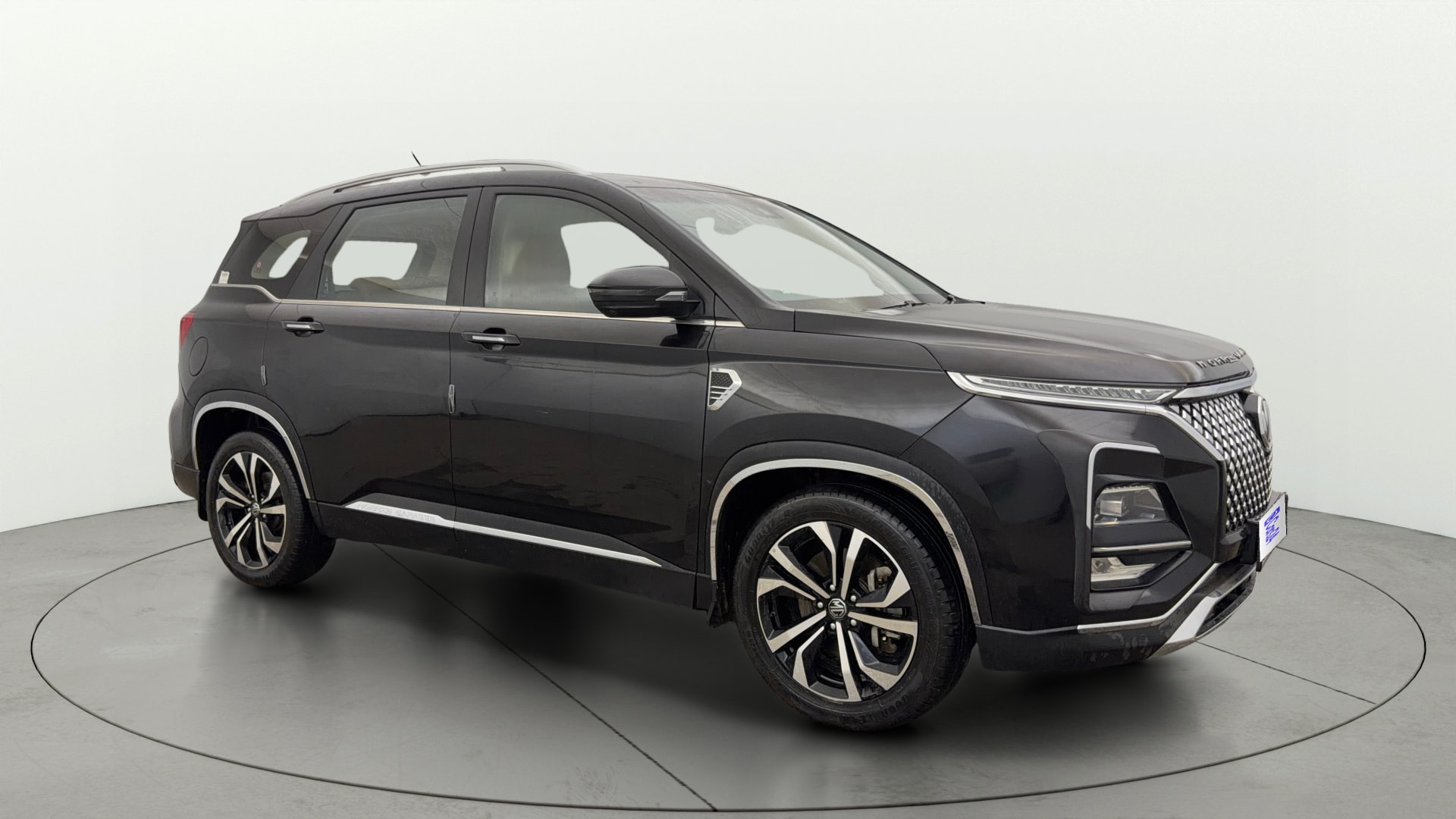 View 2024 MG Hector Plus Savvy Pro 7 Seater CVT Petrol Image 15 Used 2024 MG Hector Plus Savvy Pro 7 Seater CVT Petrol Image 15