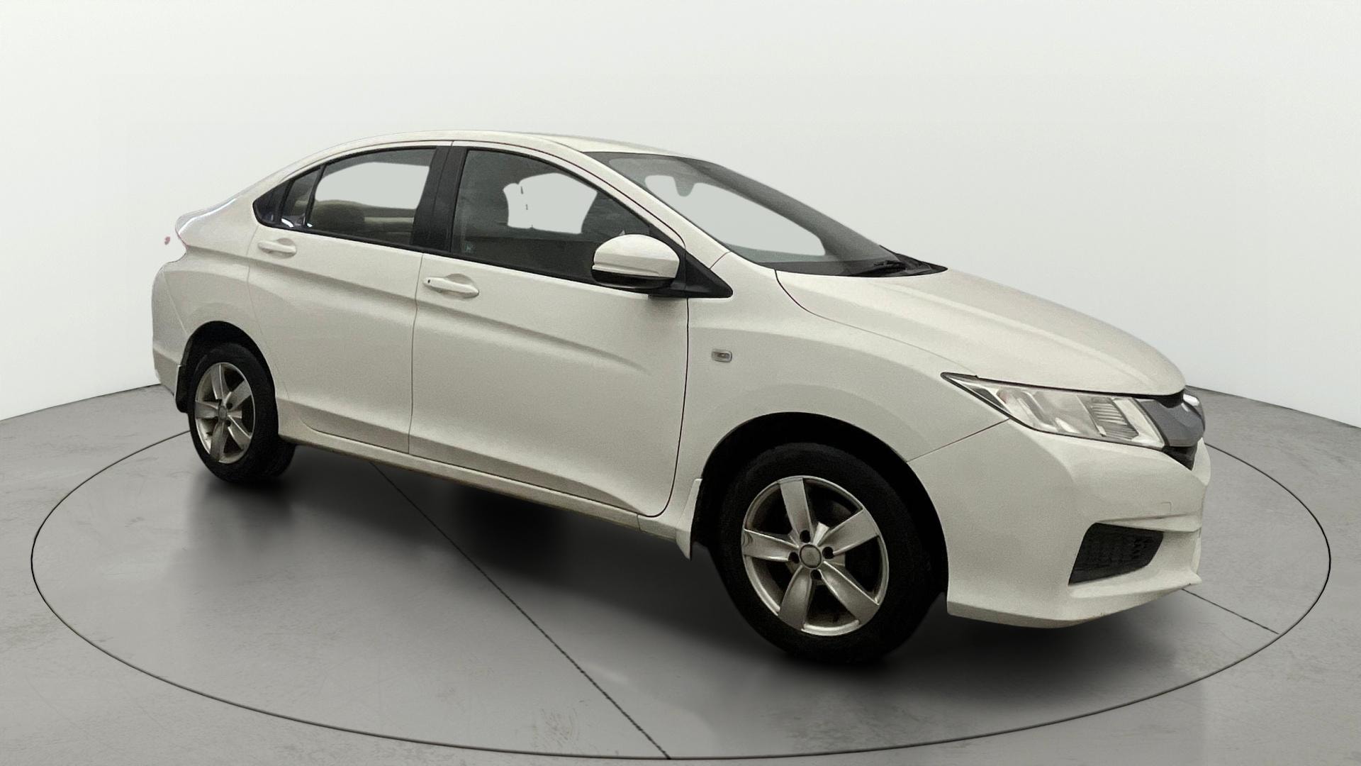 View 2015 Honda City ZX MT Diesel Anniversary Edition Image 14 Used 2015 Honda City ZX MT Diesel Anniversary Edition Image 14