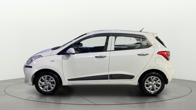 View Hyundai Grand i10 Image 5 Used Hyundai Grand i10 Image 5