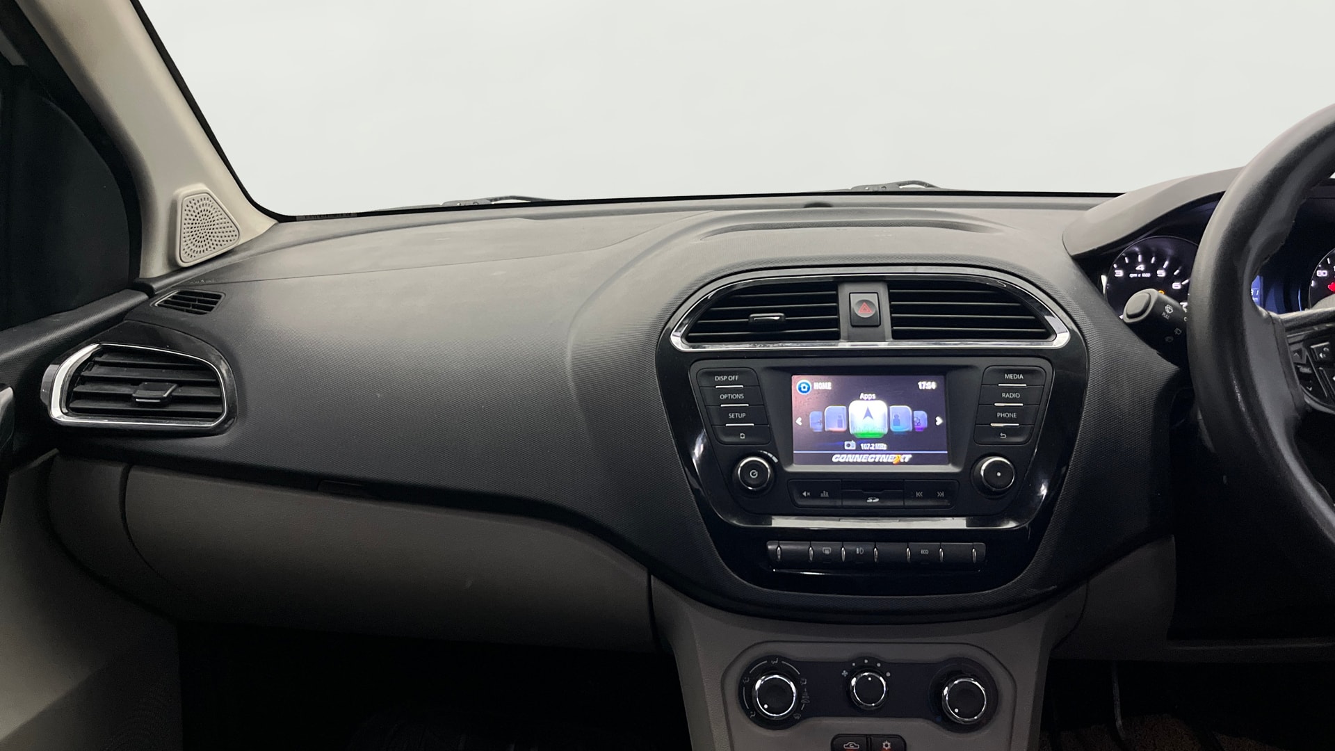 View 2019 Tata Tiago Revotorq XB Image 17 Used 2019 Tata Tiago Revotorq XB Image 17