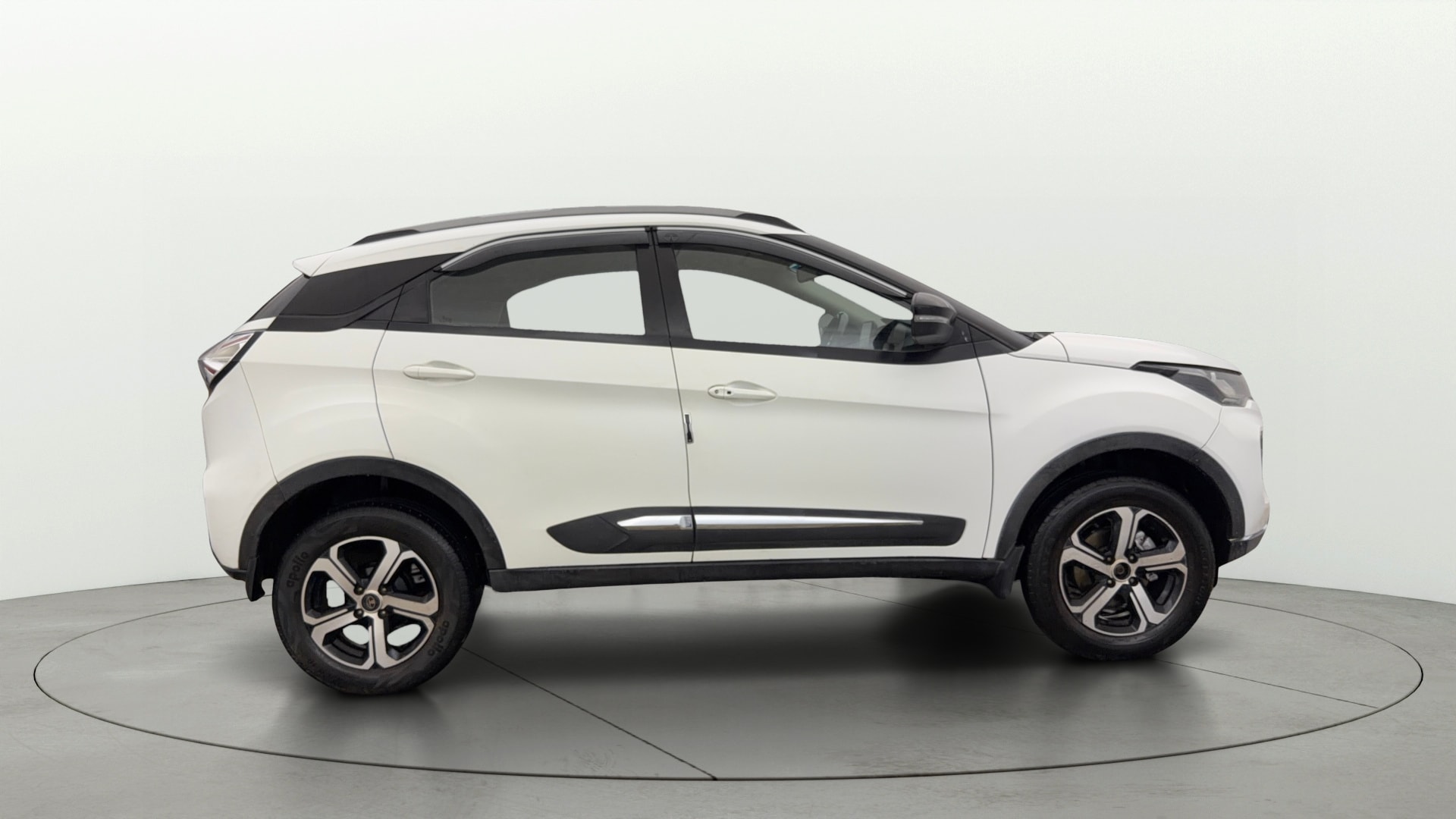 View 2022 Tata Nexon Revotron XZA Plus AMT Image 28 Used 2022 Tata Nexon Revotron XZA Plus AMT Image 28