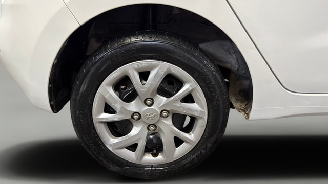 View Hyundai Grand i10 Image 23 Used Hyundai Grand i10 Image 23