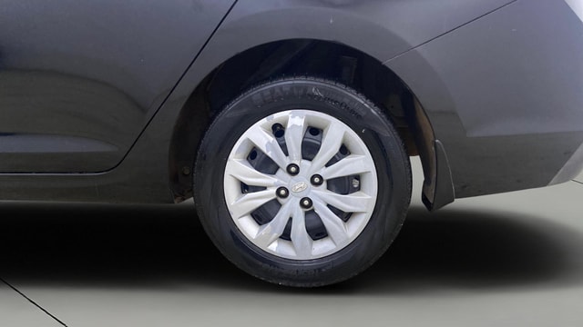 View Hyundai Verna Image 12 Used Hyundai Verna Image 12