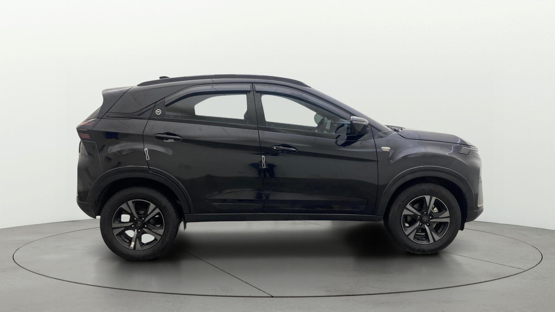 View 2024 Tata Nexon Revotron XE Image 27 Used 2024 Tata Nexon Revotron XE Image 27