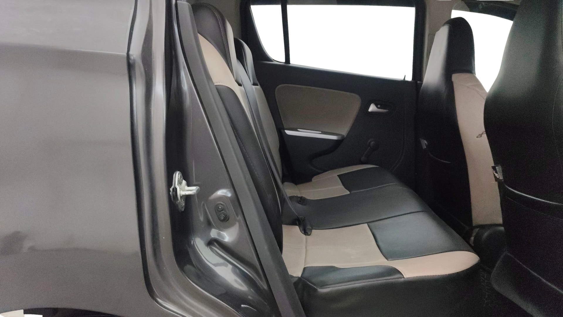 Used 2017 Maruti Suzuki Alto K10 Used 2017 Maruti Suzuki Alto K10