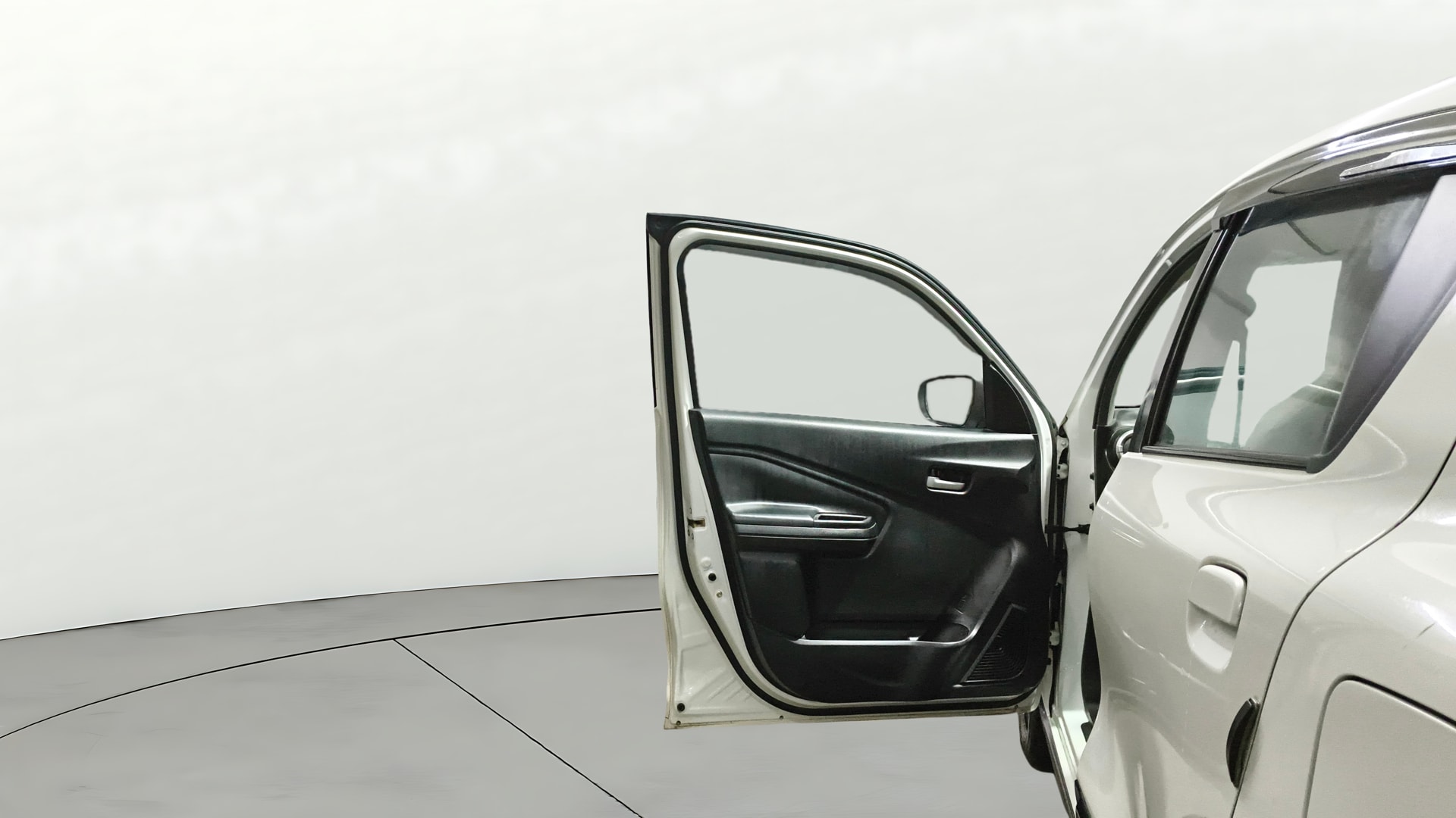 View 2024 Maruti Suzuki 1000 Base Variant Image 31 Used 2024 Maruti Suzuki 1000 Base Variant Image 31