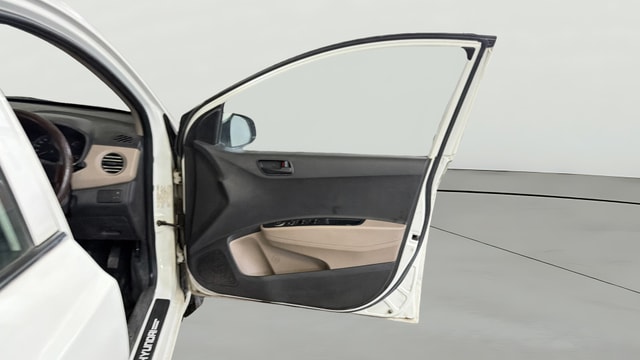 View Hyundai Grand i10 Image 44 Used Hyundai Grand i10 Image 44