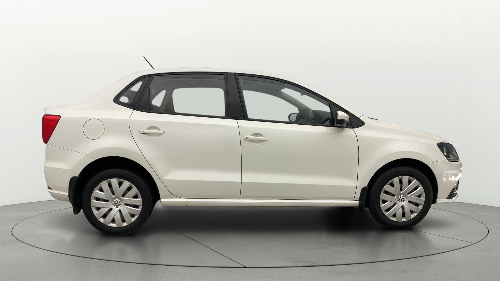 Used 2017 Volkswagen Ameo Used 2017 Volkswagen Ameo