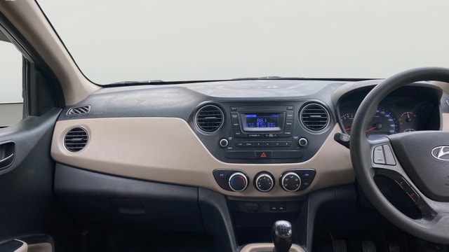 View Hyundai Xcent Image 17 Used Hyundai Xcent Image 17