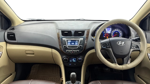 View Hyundai Fluidic Verna Image 15 Used Hyundai Fluidic Verna Image 15