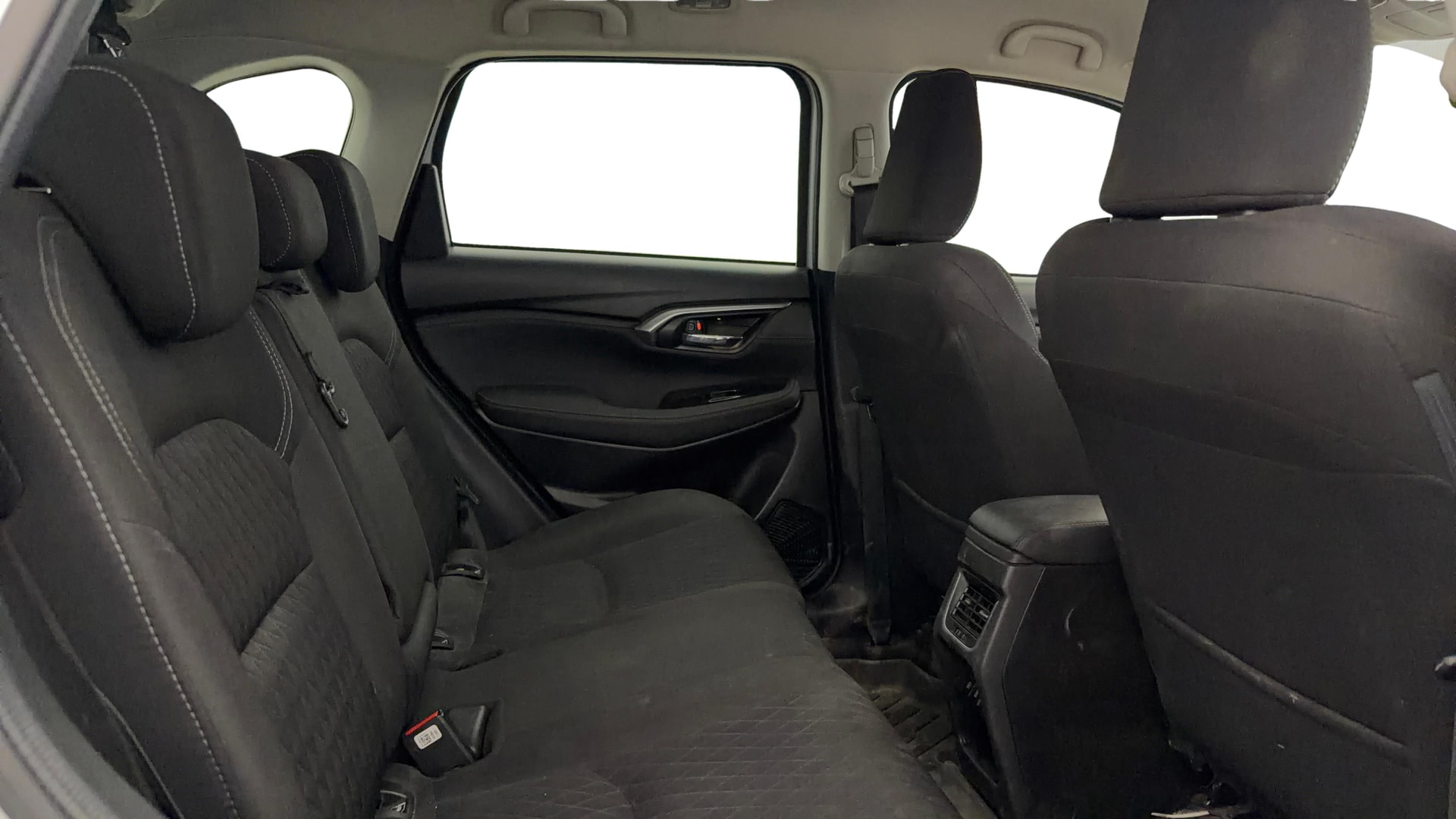 View 2023 Toyota Urban Cruiser Hyryder S e-Drive 2WD HYBRID Image 30 Used 2023 Toyota Urban Cruiser Hyryder S e-Drive 2WD HYBRID Image 30