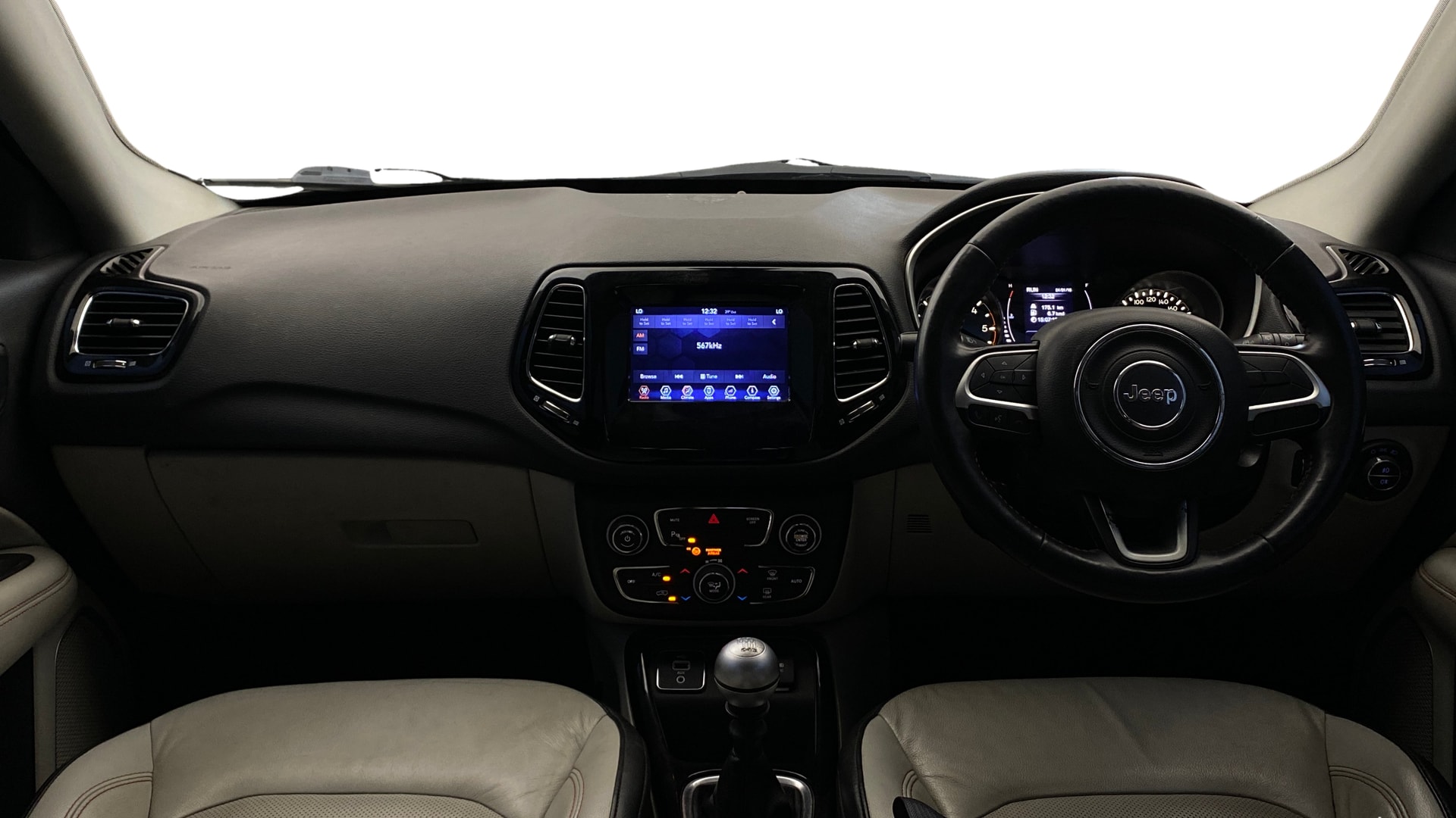 View 2017 Jeep Compass Limited 4X4 2.0 Diesel BS IV Image 15 Used 2017 Jeep Compass Limited 4X4 2.0 Diesel BS IV Image 15