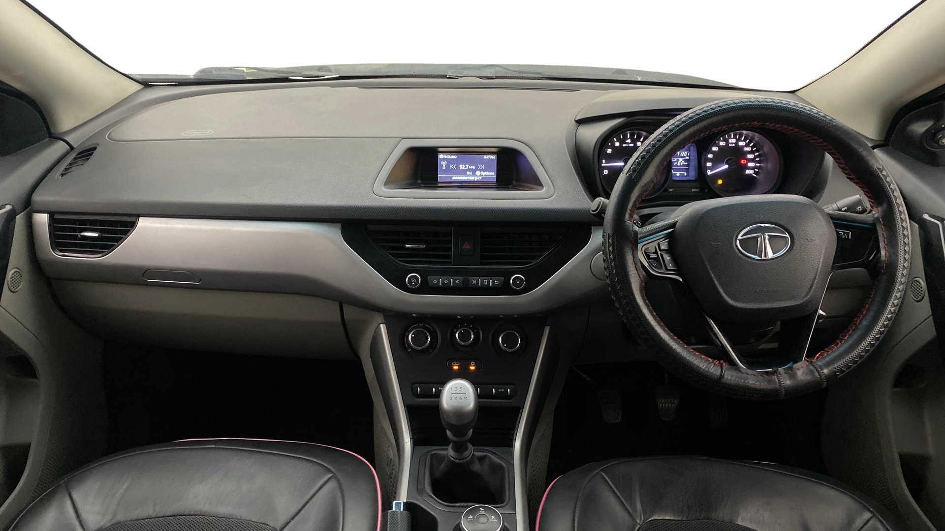 View 2018 Tata Nexon Revotron XM Image 15 Used 2018 Tata Nexon Revotron XM Image 15